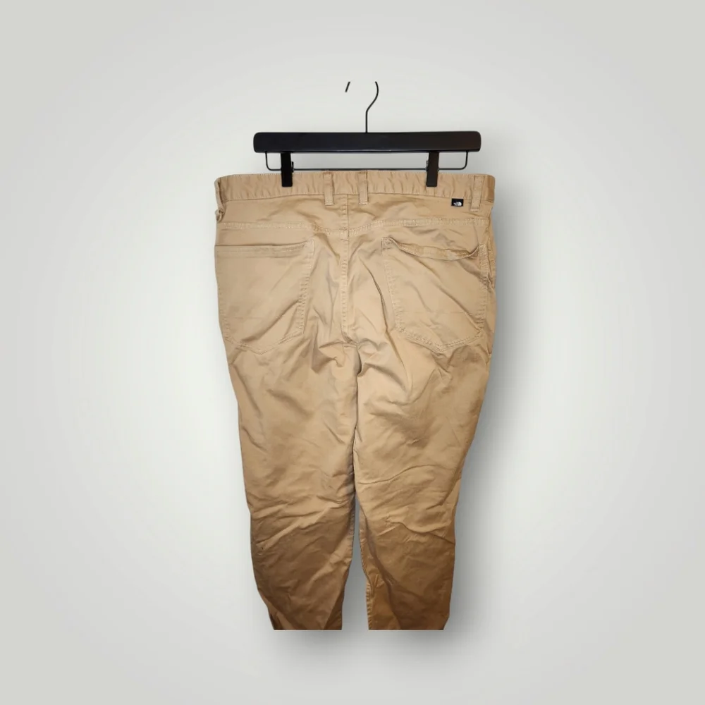 The North Face tan straight leg pants Mens 36